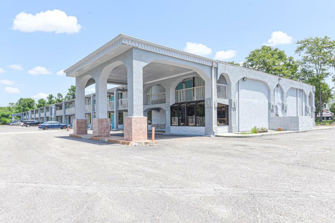 Hotel Valdosta Ga I-75 & Us-221 N Hwy Exterior photo